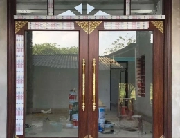 Báo giá cửa nhôm xingfa vân gỗ chính hãng