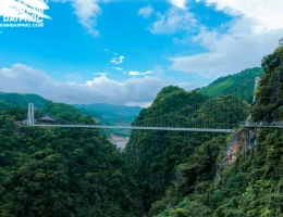 Khám Phá Cầu Kính Đi Bộ Dài Nhất Thế Giới tại Sơn La - Điểm Đến Không Thể Bỏ Lỡ