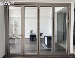 Review thực tế: Đánh giá cửa nhôm Maxpro có đáng tiền không?