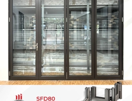 Thiết Kế Cửa Xếp Trượt Nhôm Maxpro Hệ 80 Ban Công, Sân Vườn