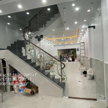 Công Trình Lắp Đặt Cửa Kính Cường Lực Tại Khu Đô Thị City Land, Gò Vấp