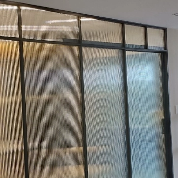 Cung cắp lắp đặt cửa nhôm Slim kính sọc tại chung cư Nam Sài Gòn, Nhà Bè, Hồ Chí Minh