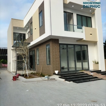 Cung cấp lặt đặt cửa nhôm Xingfa, lan can, cầu thang kính công trình Cai Lậy, Tiền Giang