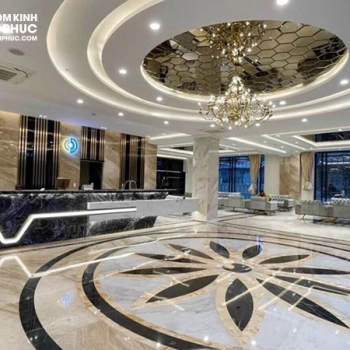 Gương ghép ốp trần nhà