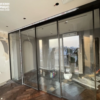 Lắp đặt hoàn thiện cửa lùa Slim 4 cánh và phòng tắm cánh lùa 135 độ