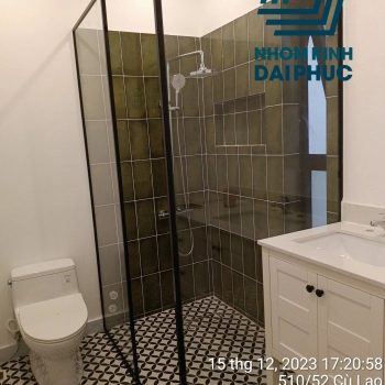 Phòng tắm kính - Đường Cù Lao, Phú Nhuận