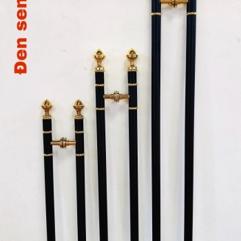 TAY NẮM TIM SEN MÀU ĐEN 1M