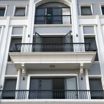 Thi công cửa nhôm xingfa tại khu đô thị Vạn Phúc City Thủ Đức