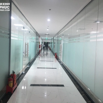 Vách Kính Cường Lực