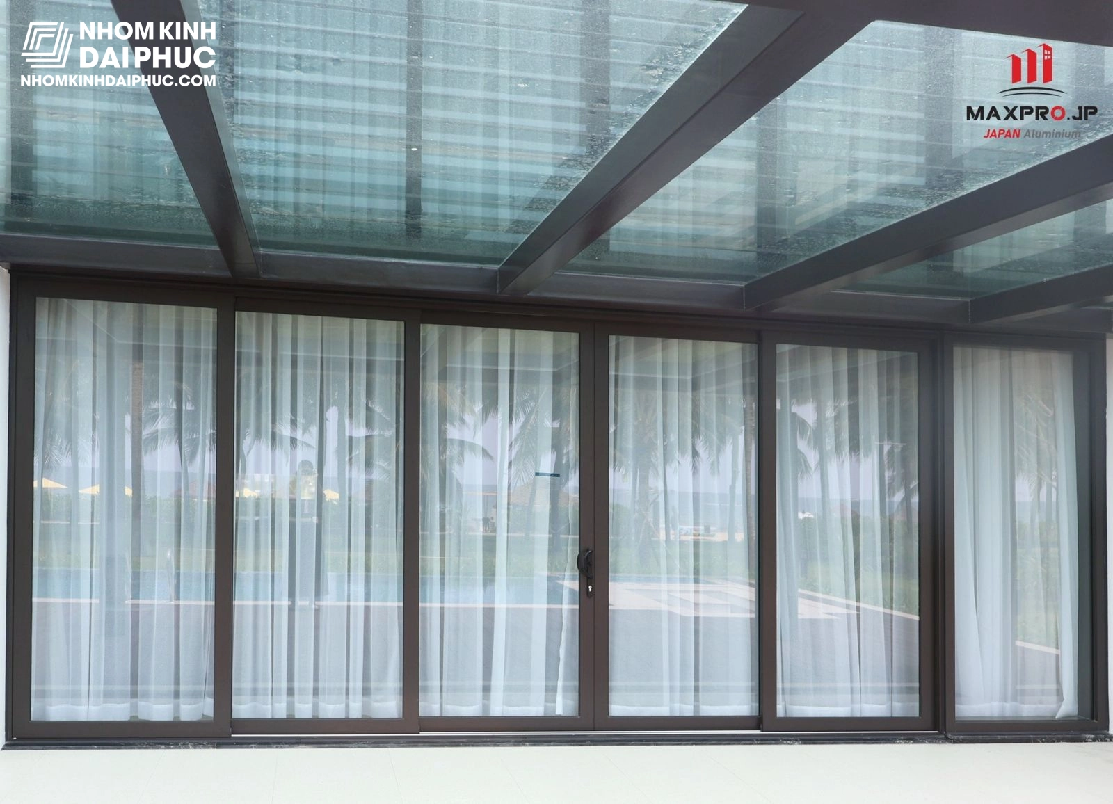 Cửa đi lùa 6 cánh nhôm Maxpro hệ 83