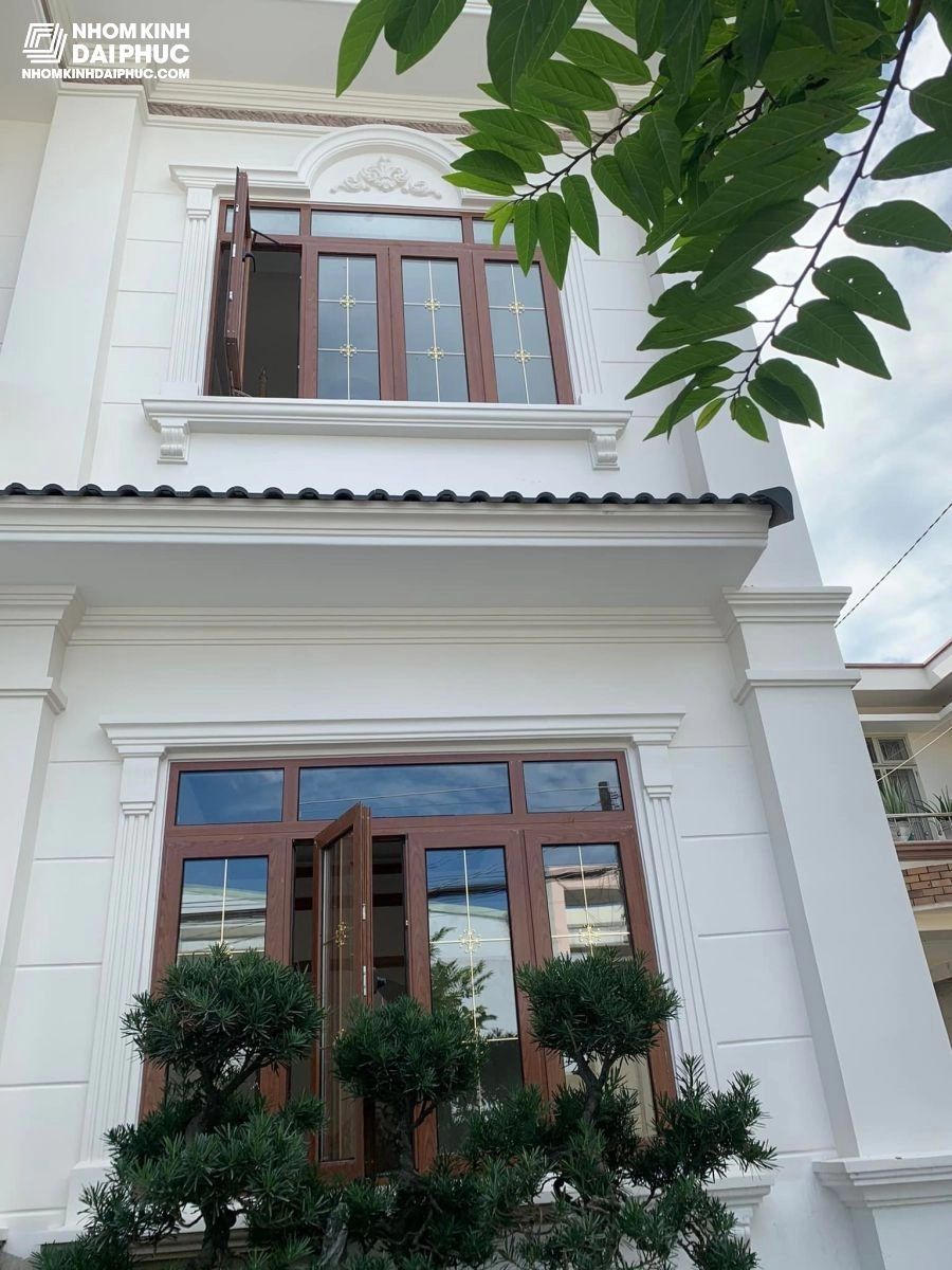 Cửa nhôm topal vân gỗ