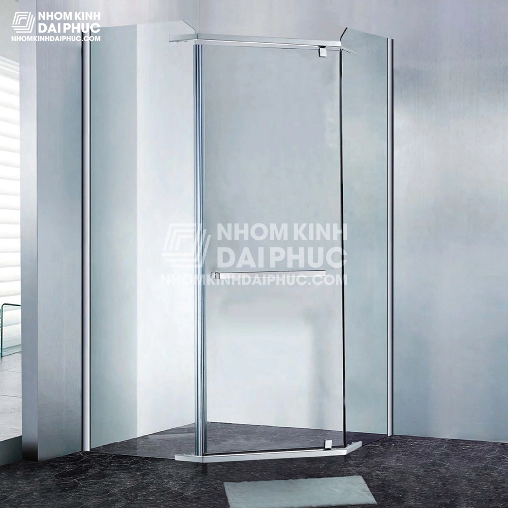 Mẫu phòng tắm kính 135 độ