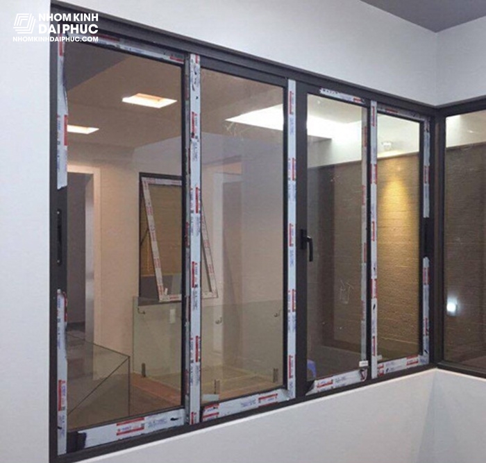 Thi công cửa lùa 4 cánh nhôm Xingfa hệ 93