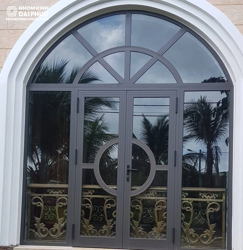 Cửa xingfa 4 cánh uốn vòm