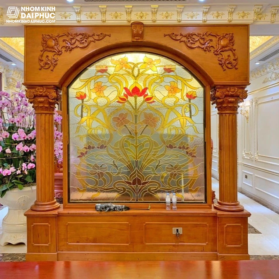 Vách ngăn trang trí bằng kính hoa đồng
