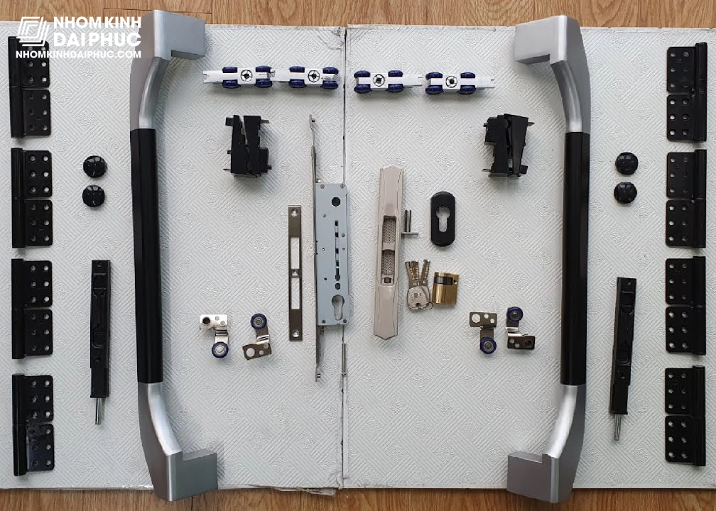 Phụ kiện cửa trượt quay màu đen Phụ kiện cửa trượt quay màu đen
