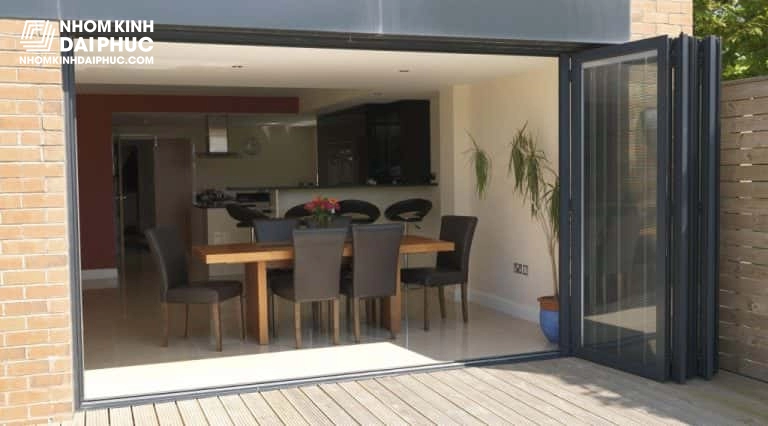 Cửa xếp trượt phòng ăn