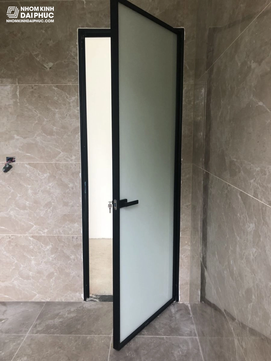 Cửa Slim mở quay