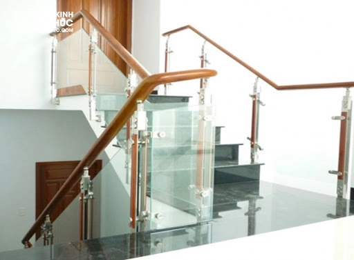 cầu thang kính 4